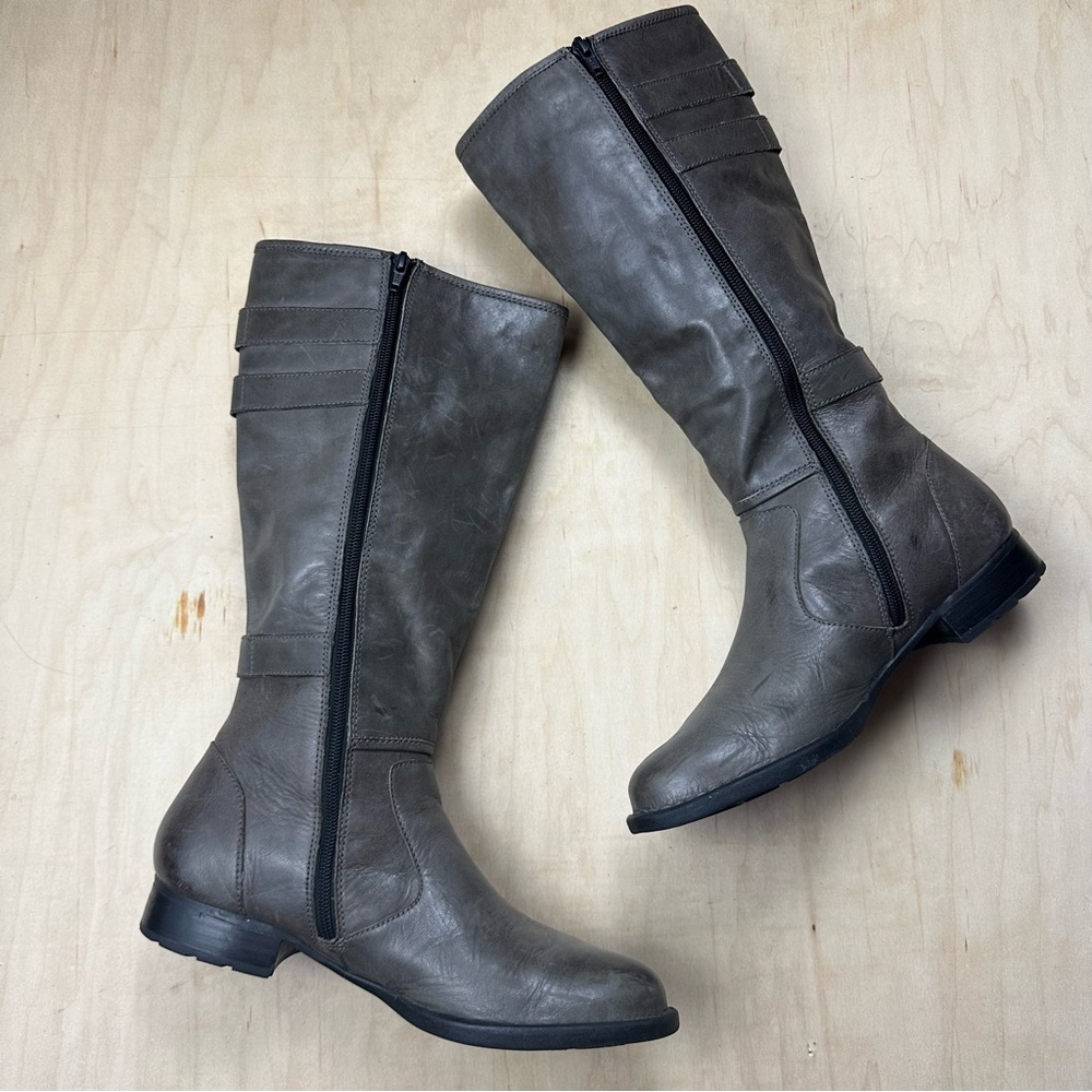 Born Gray Leather Buckle Boots - Picture 2 of 13